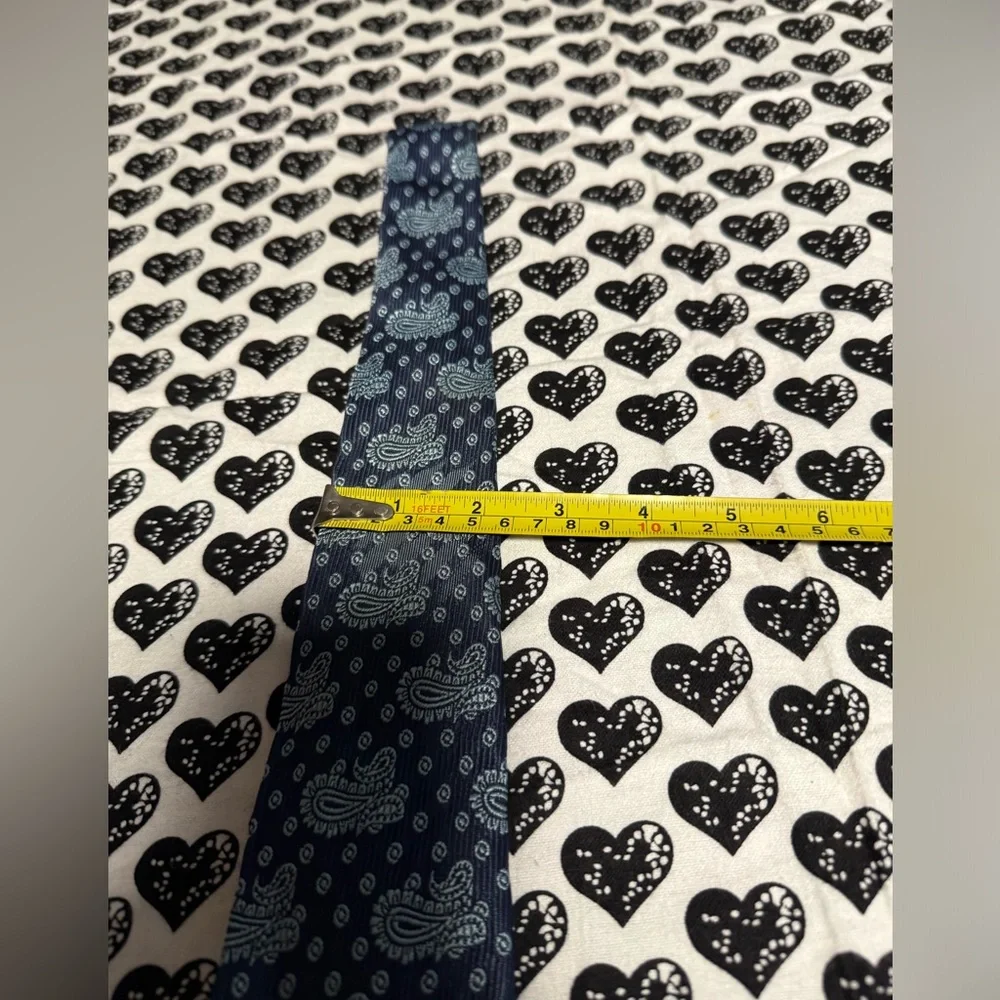 Men’s tie blue